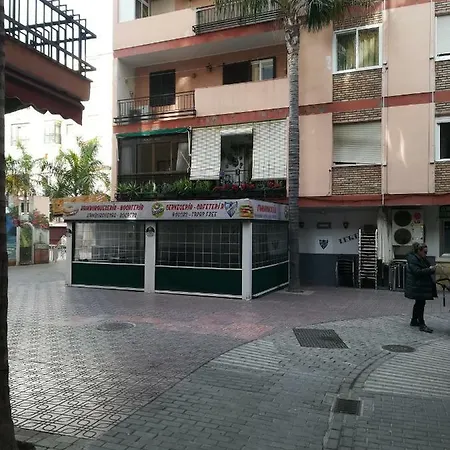 Center Paseo Apartment: Renovated With Double Garage Almunecar