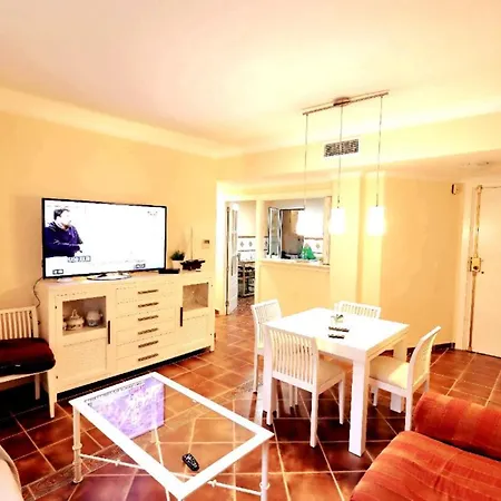 Center Paseo Apartment: Renovated With Double Garage * Almunecar
