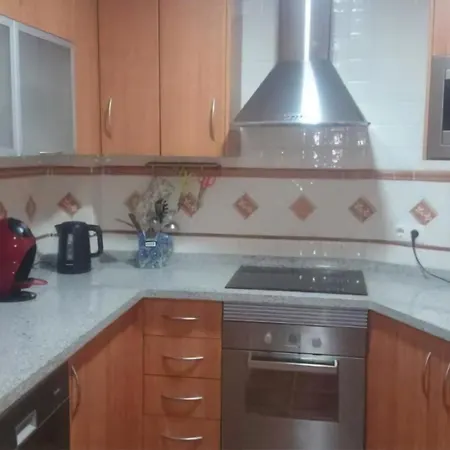 Apartment Center Paseo Apartment: Renovated With Double Garage *